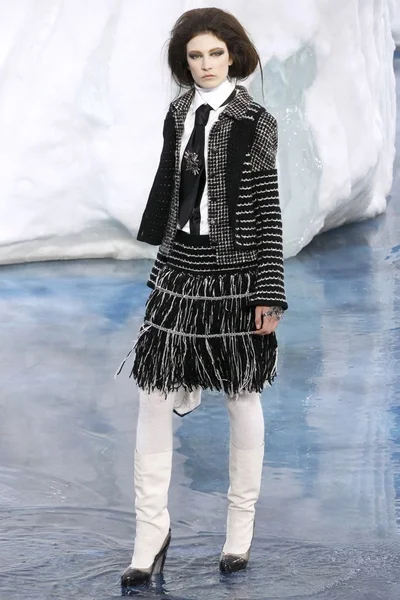 Look 42